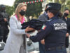 PAOLA ANGON ENTREGA UNIFORMES A POLICÍAS DE SAN PEDRO CHOLULA
