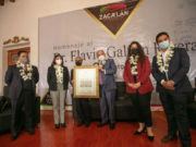 Entrega Gobierno Municipal copia del título de Ciudad al Doctor FlavioGalván, precursor del derecho procesal electoral en el país