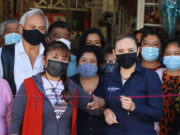 PAOLA ANGON CUMPLE COMPROMISO Y ENTREGA REJAS EN EL TIANGUIS DE SANTIAGO MIXQUITLA